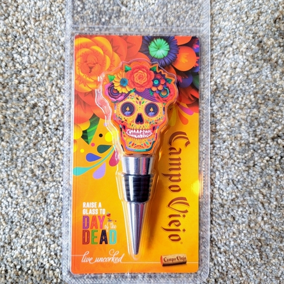 Campo Viejo Day of the Dead wine stopper - Picture 1 of 2